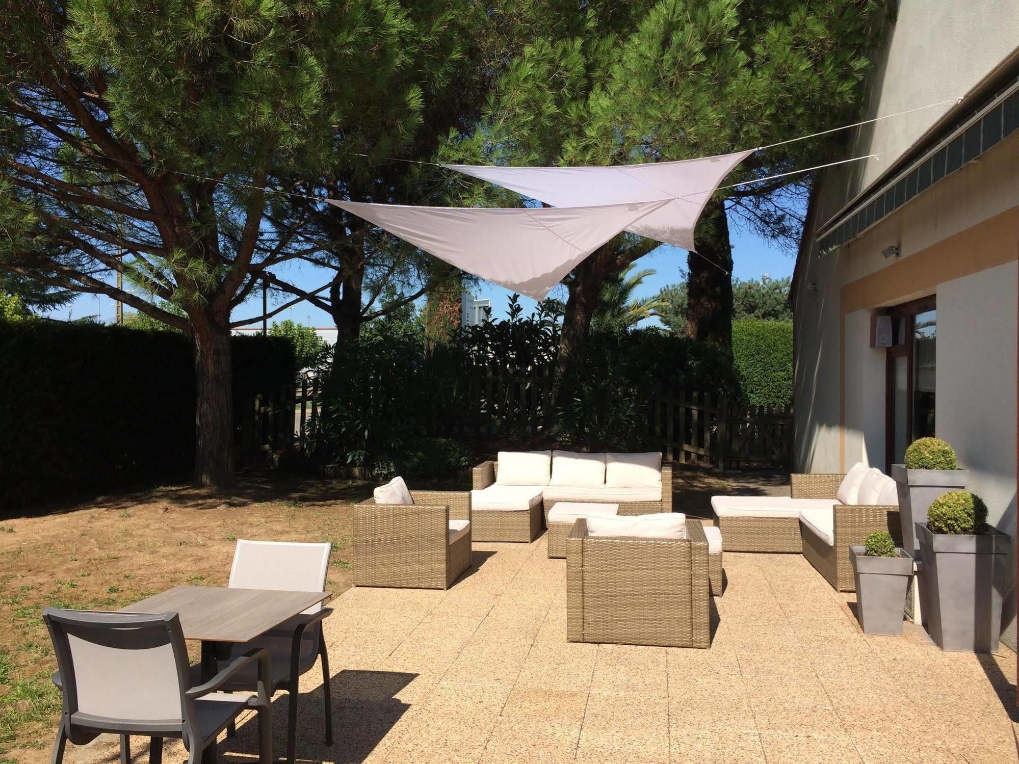 Campanile Marmande Hotel Exterior photo